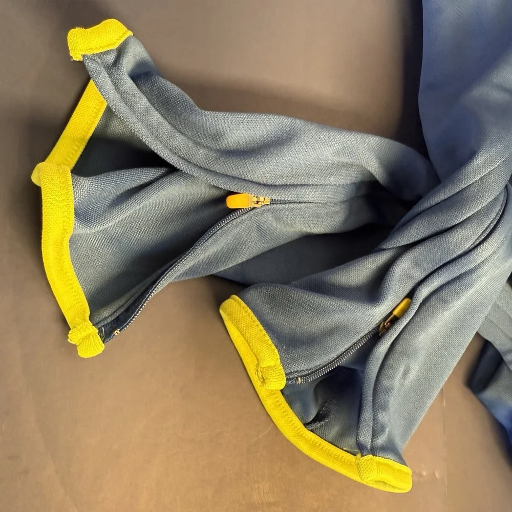 Puma Soccer Futbol Joggers - Large Blue- Zipped Pockets And Ankles Green Accents